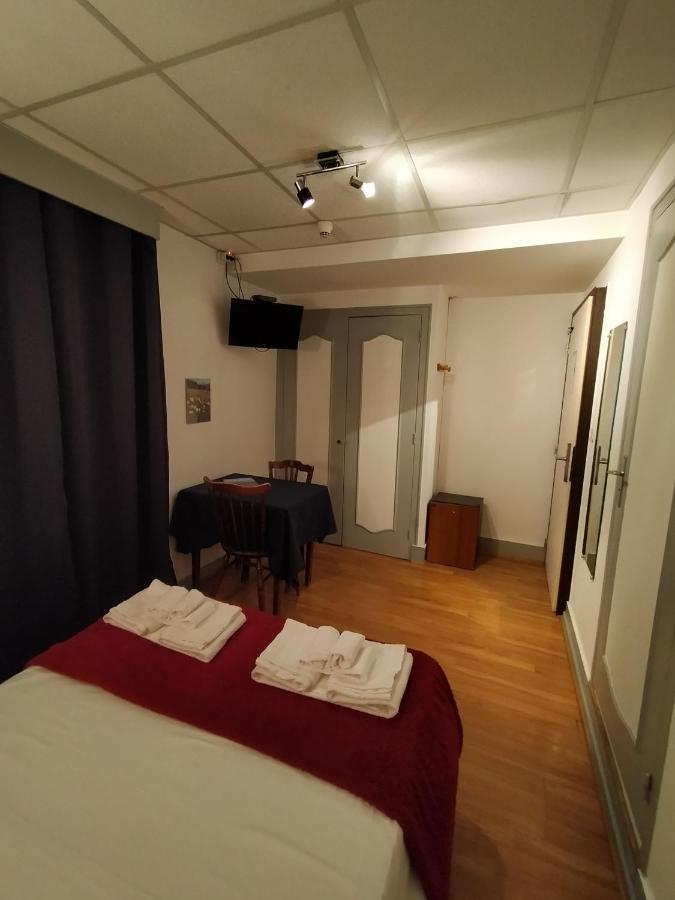 Hotel De Savoie Annecy Exterior photo